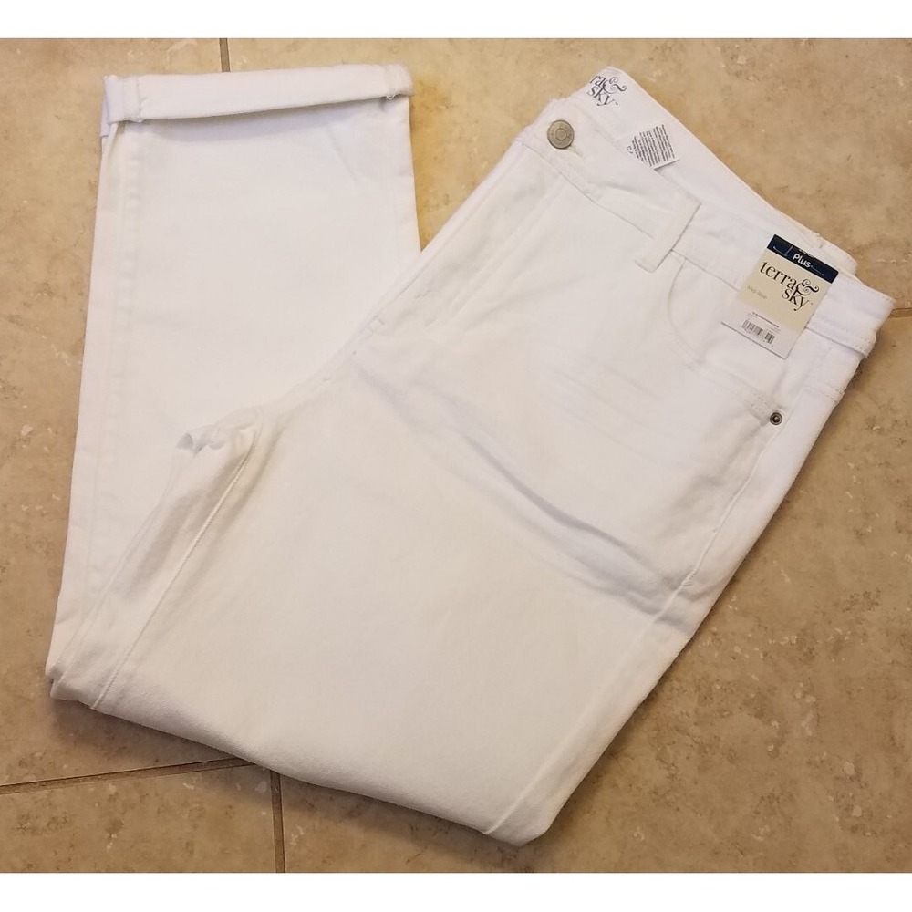 Terra & Sky Distressed Slim Boyfriend Jeans Mid Rise White Pants Plus sz 16W